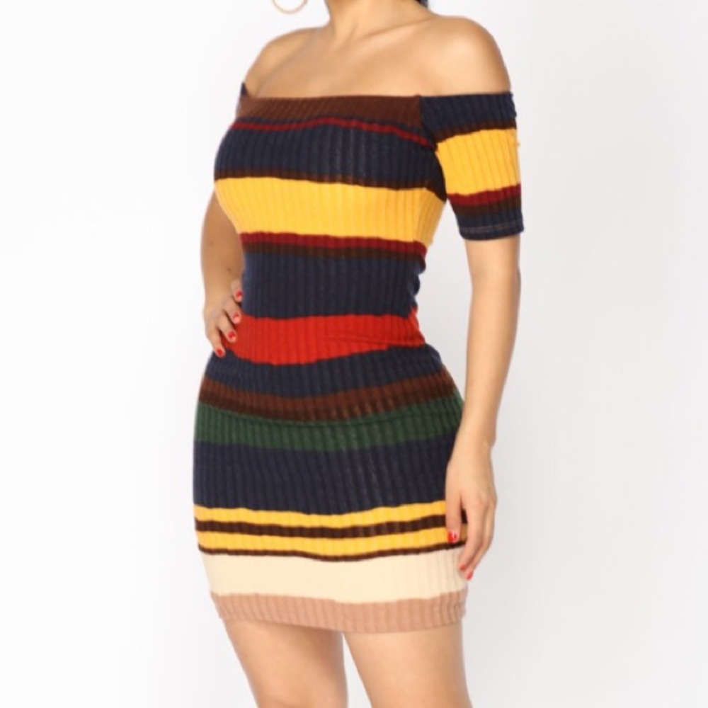 Colorful off the shoulders mini dress size small